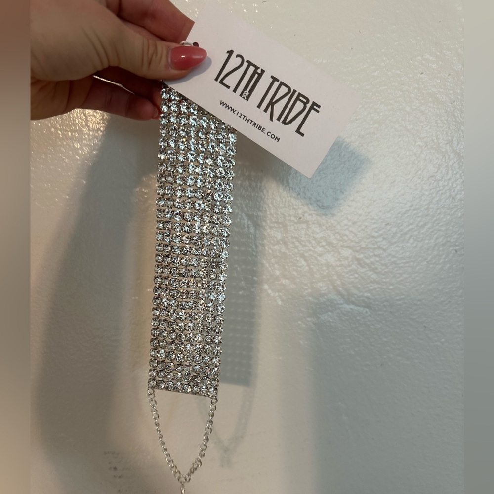 Never worn 12th tribe chocker